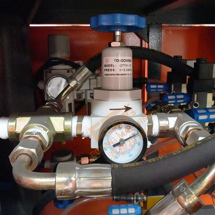 Low Price Stretch Blow Moulding Machines